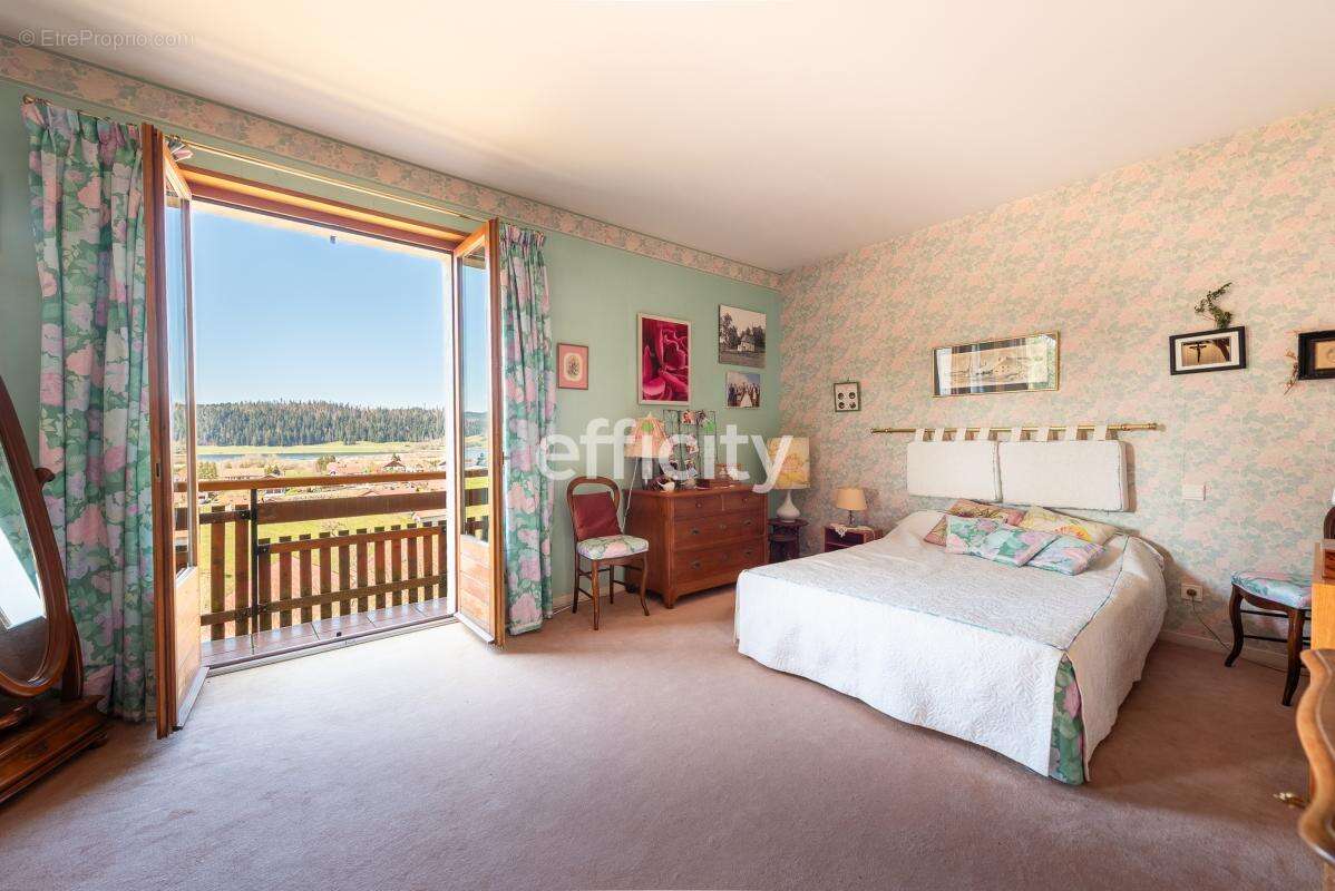 Maison à PONTARLIER