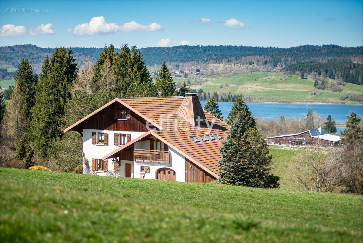 Maison à PONTARLIER