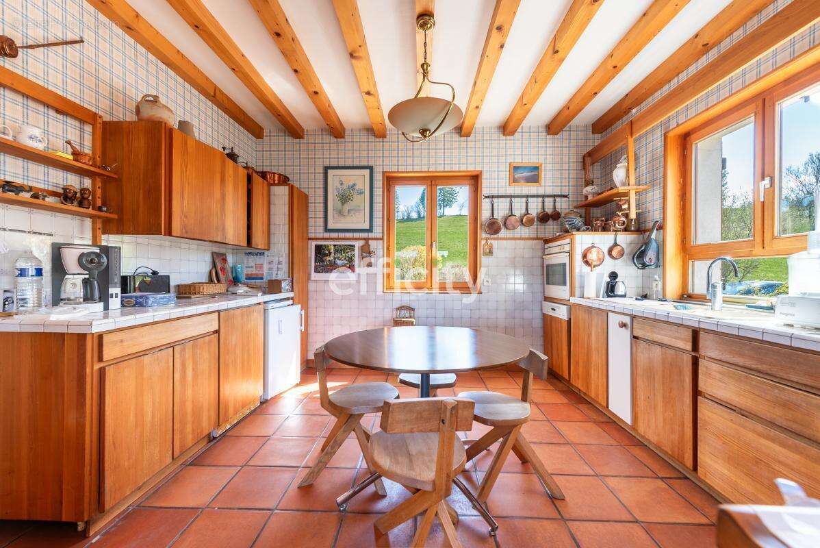 Maison à PONTARLIER