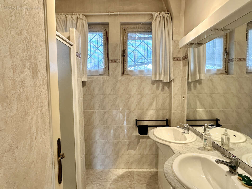 Maison à LE SEQUESTRE