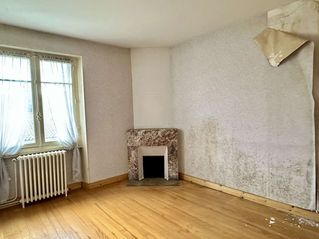 Maison à LE SEQUESTRE