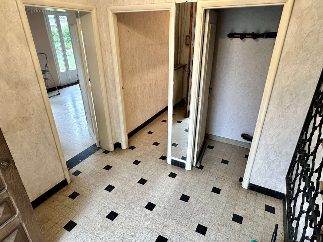 Maison à LE SEQUESTRE