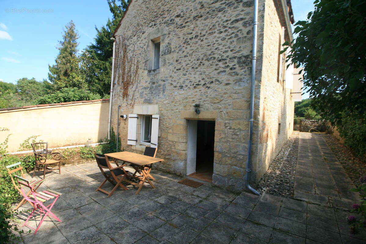 Maison à LES EYZIES-DE-TAYAC-SIREUIL