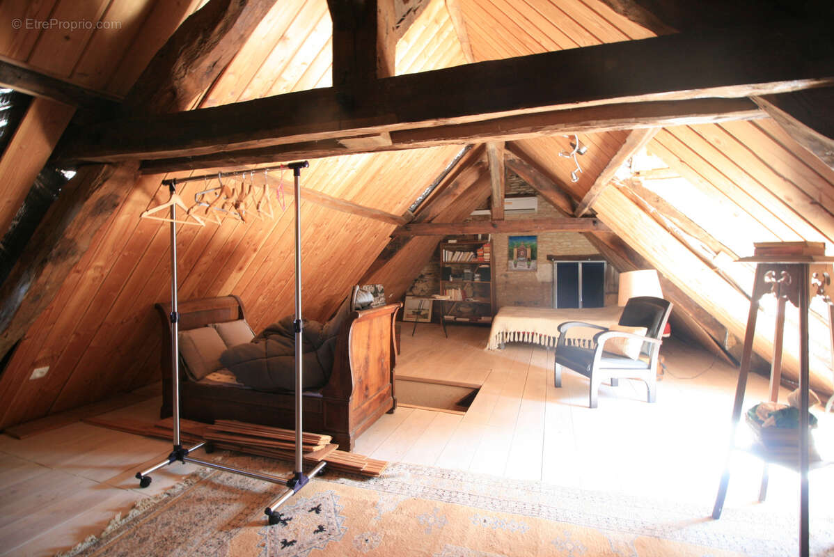 Maison à LES EYZIES-DE-TAYAC-SIREUIL