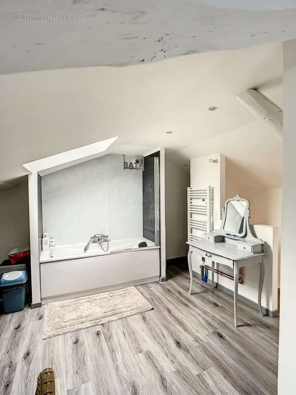 Appartement à SAINT-MEMMIE