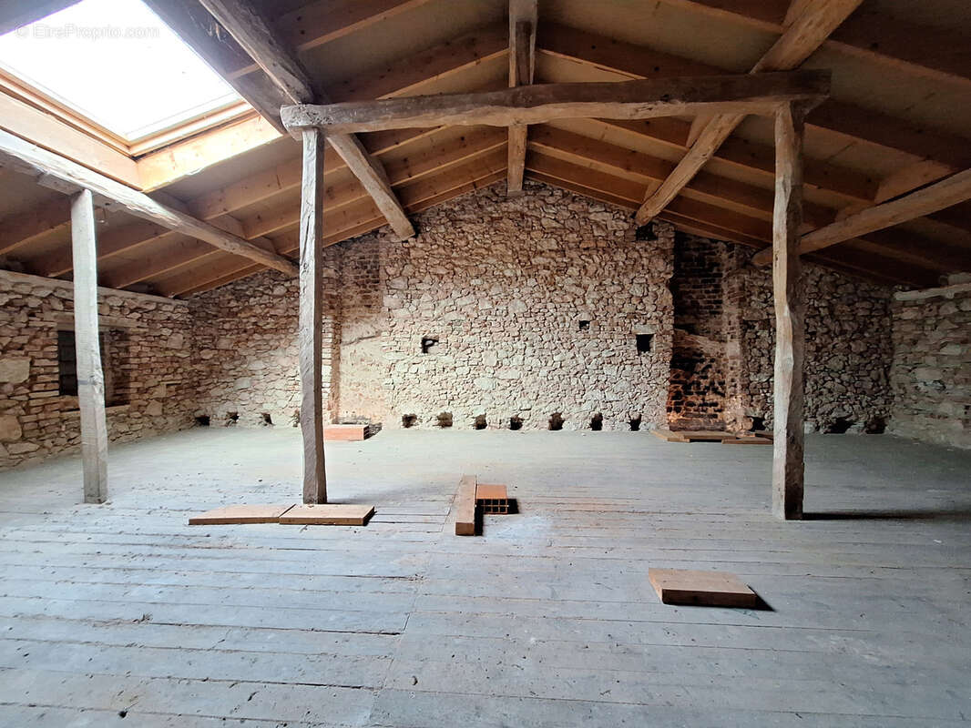 Maison à SAINT-PAUL-CAP-DE-JOUX