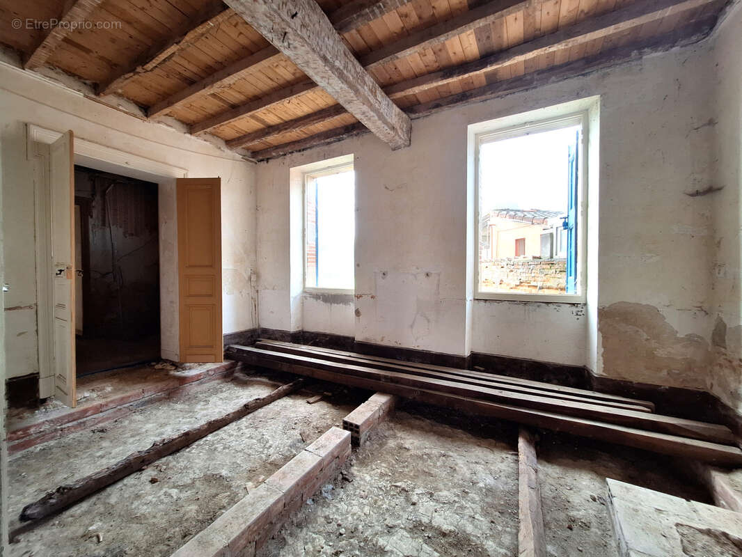 Maison à SAINT-PAUL-CAP-DE-JOUX