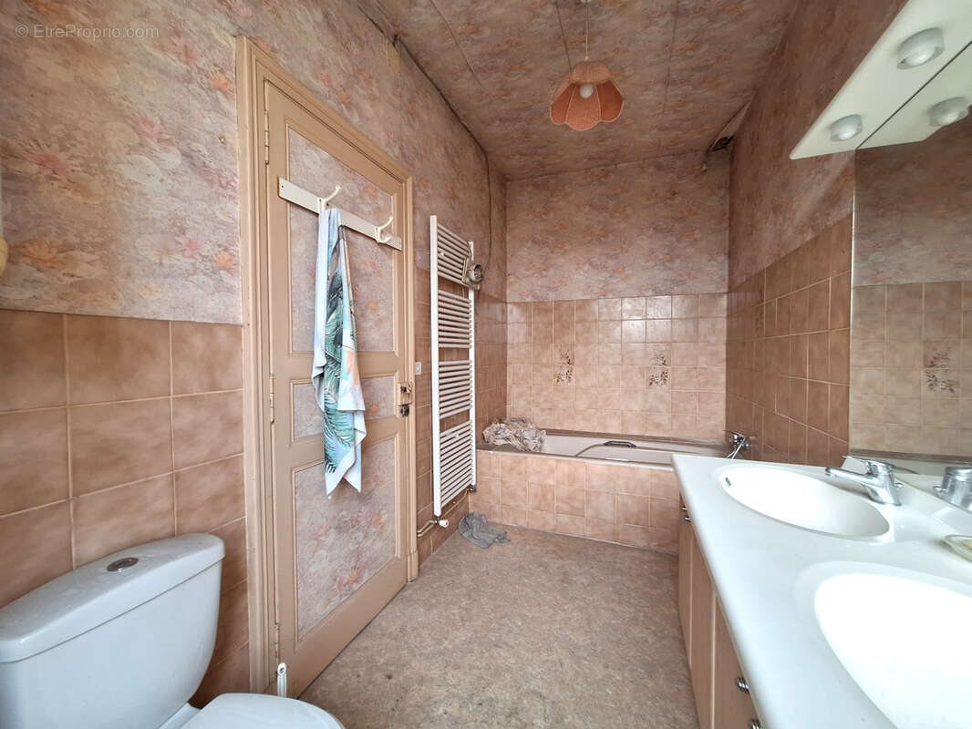 Maison à SAINT-PAUL-CAP-DE-JOUX