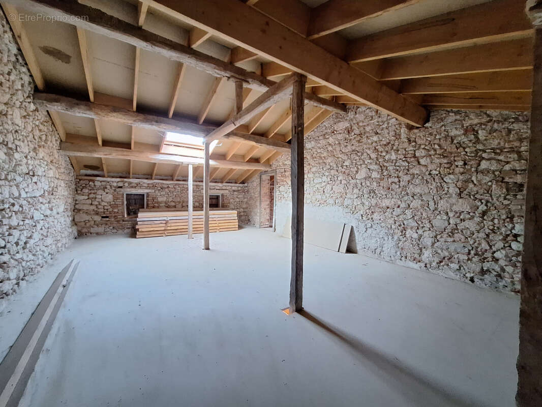 Maison à SAINT-PAUL-CAP-DE-JOUX