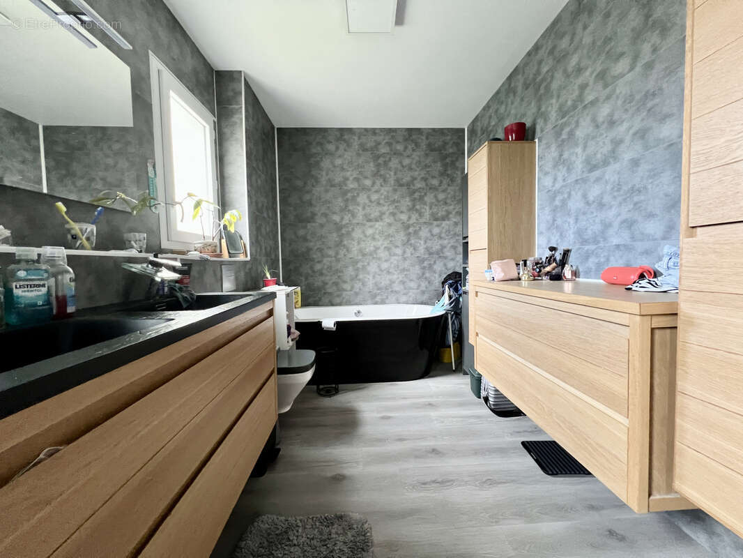 Maison à SAINT-GERMAIN-DES-PRES