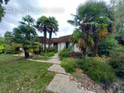 Maison à LA CHAPELLE-DES-MARAIS