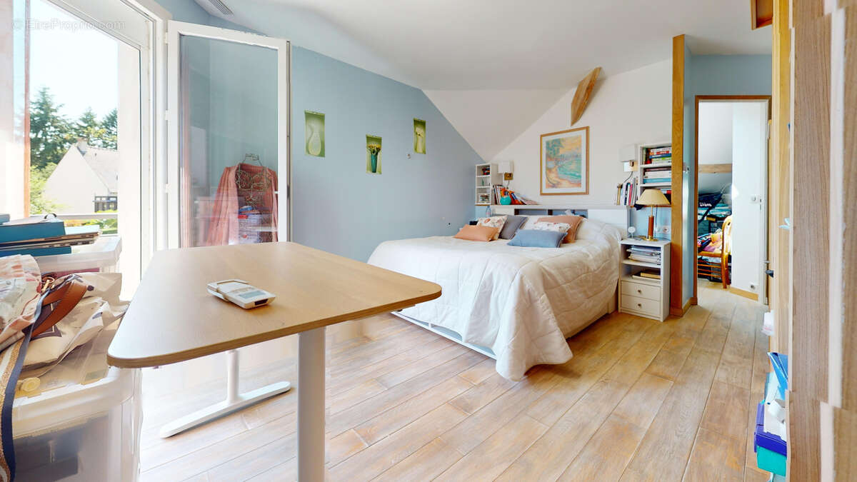 Maison à VILLEVAUDE