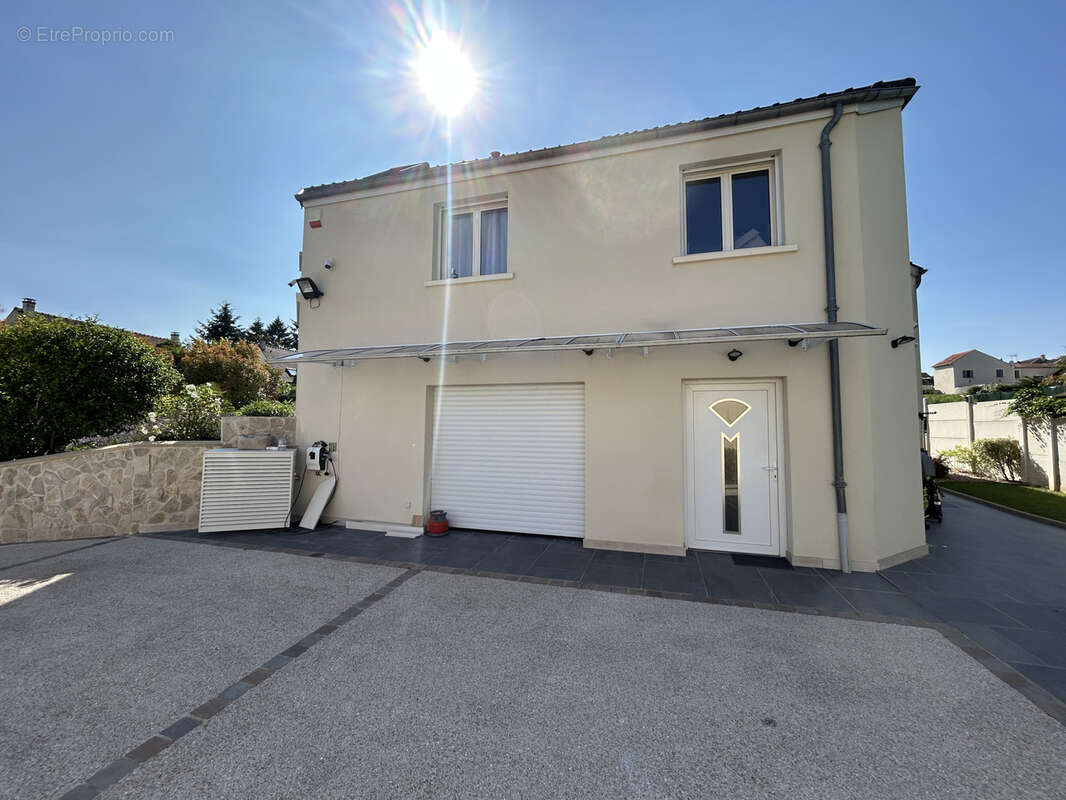 Maison à VILLEVAUDE