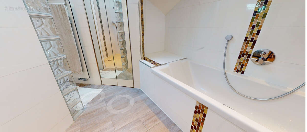 Maison à VILLEVAUDE