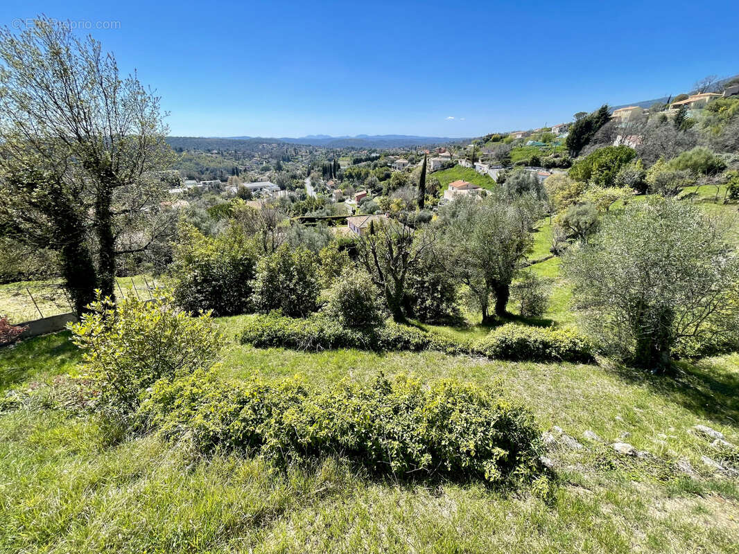 Terrain à VENCE