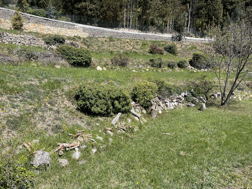 Terrain à VENCE