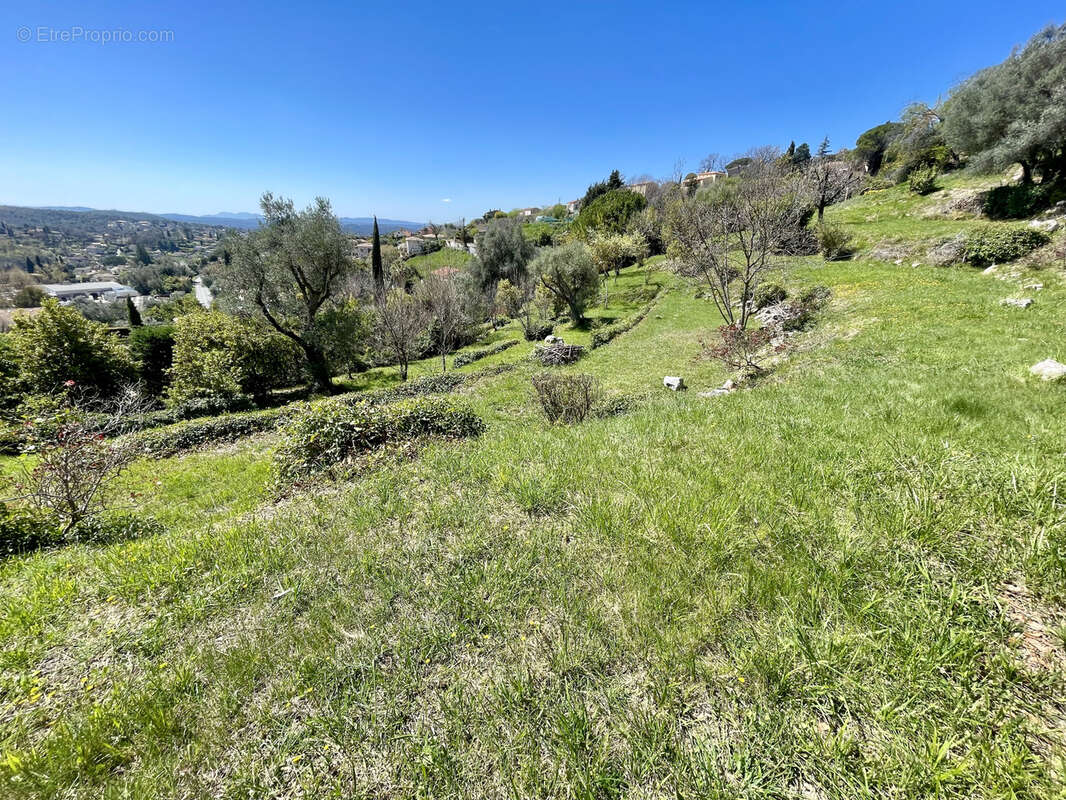 Terrain à VENCE