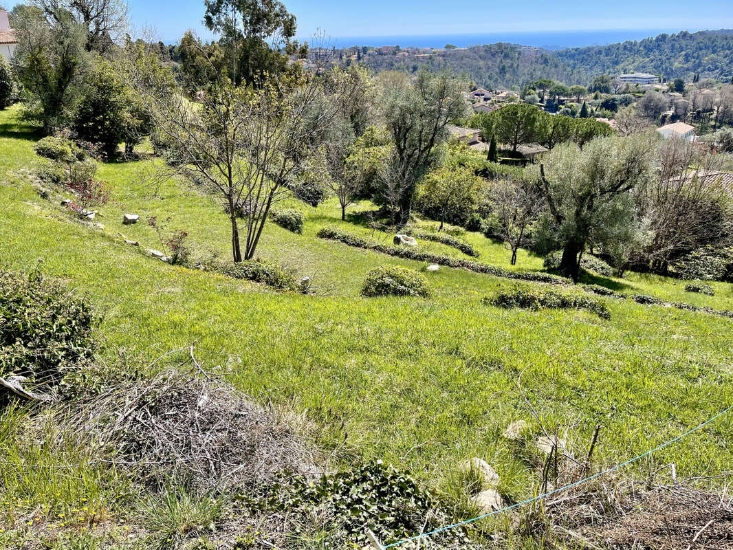 Terrain à VENCE