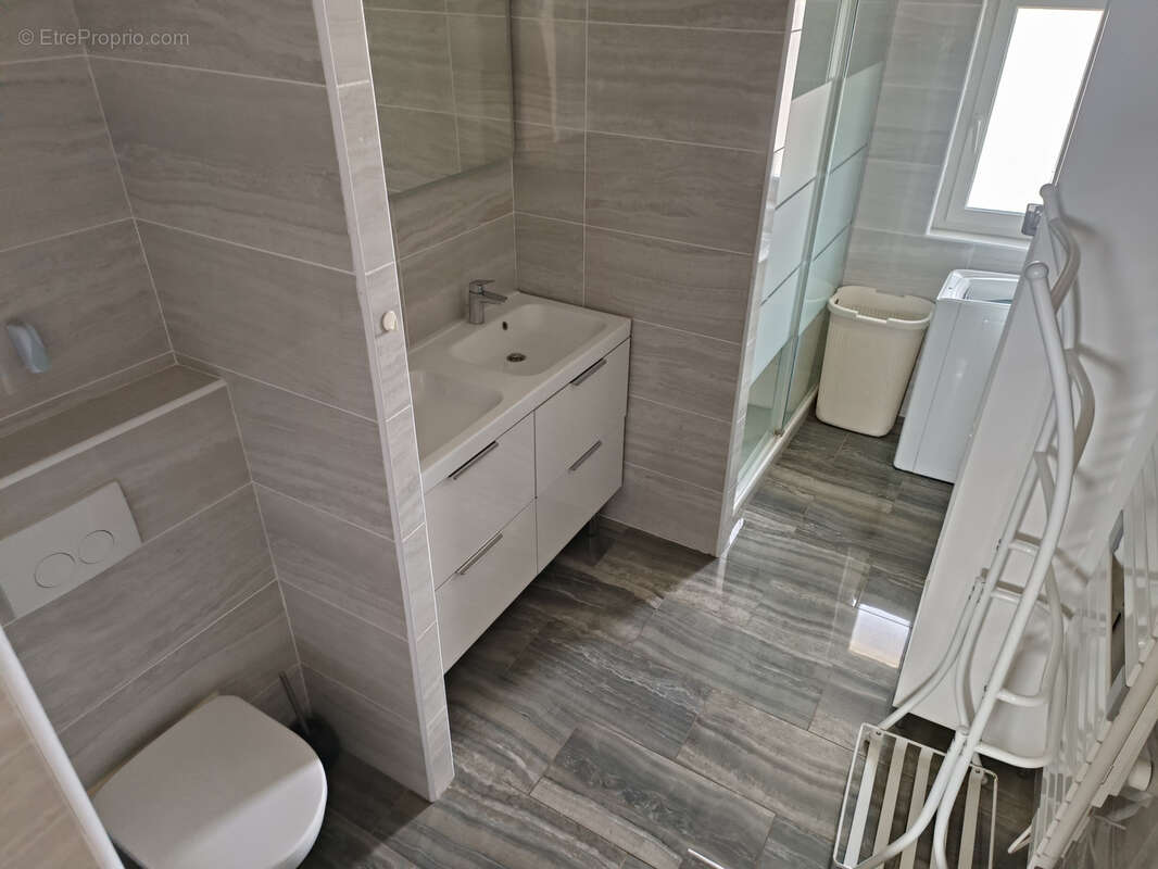 Appartement à ROUSSILLON