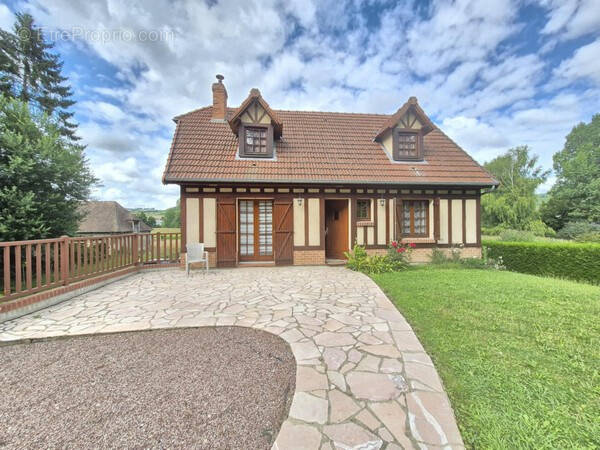 Maison à NEUFCHATEL-EN-BRAY