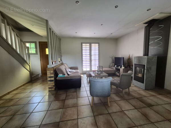 Maison à NEUFCHATEL-EN-BRAY