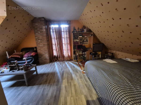 Maison à NEUFCHATEL-EN-BRAY