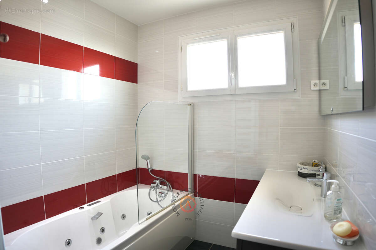 Maison à CLERMONT-FERRAND