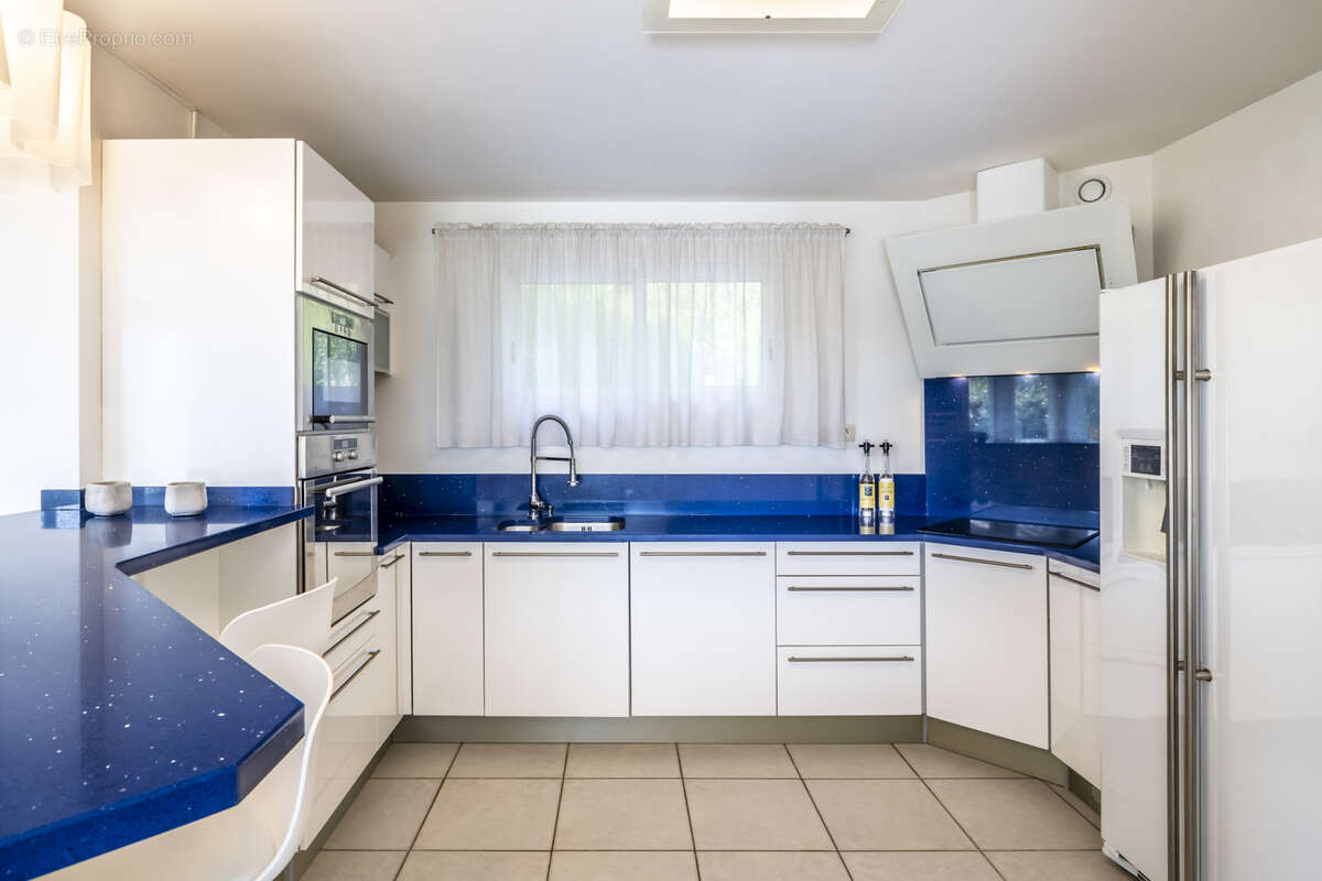 Maison à BASSUSSARRY