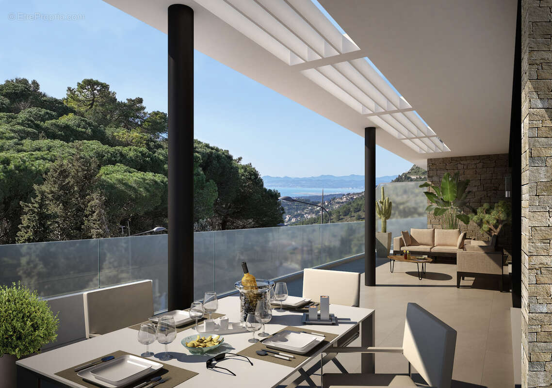 Appartement à LA TURBIE