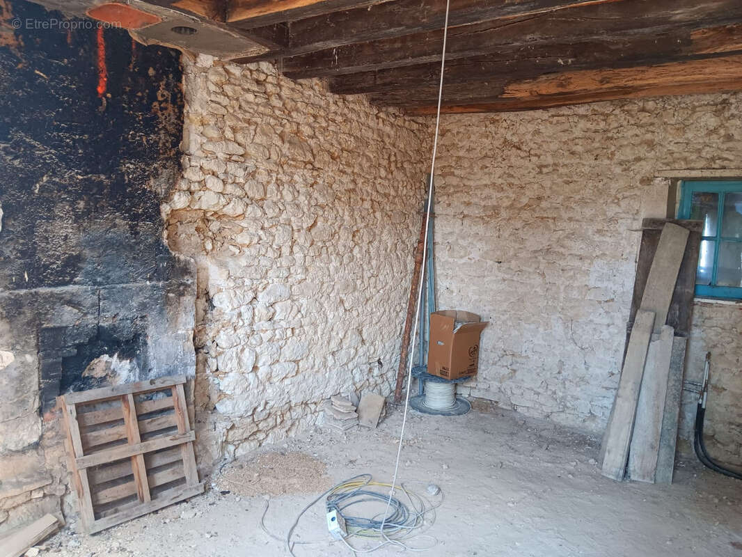 Maison à FAVEROLLES-SUR-CHER