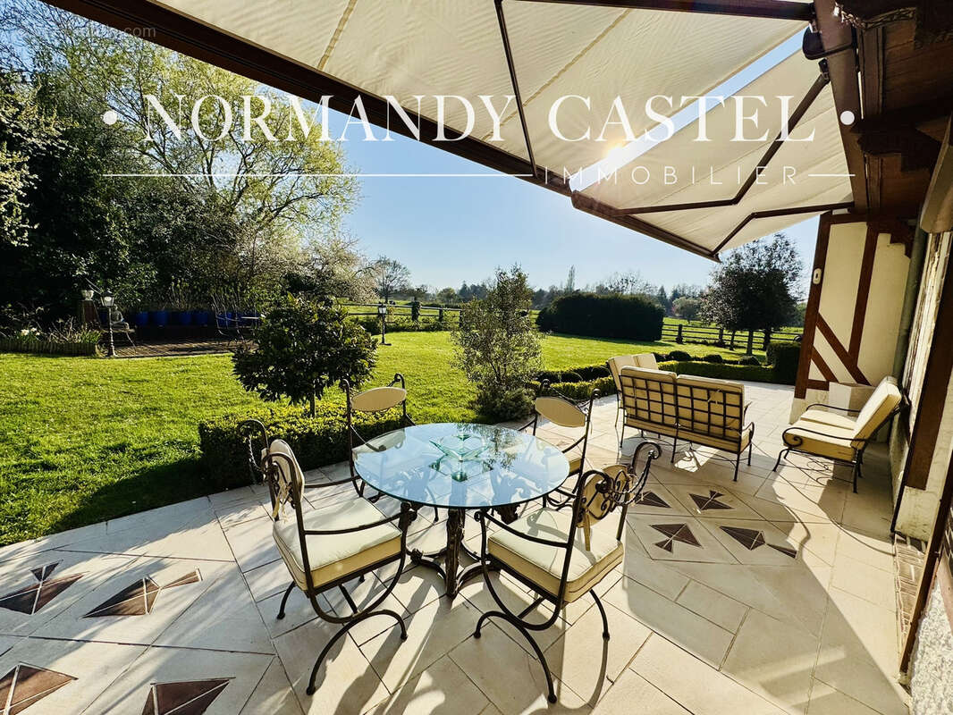 Maison à BLONVILLE-SUR-MER
