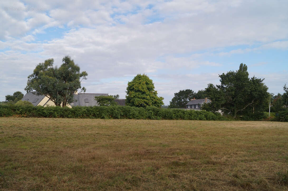 Terrain à SAINT-QUAY-PERROS