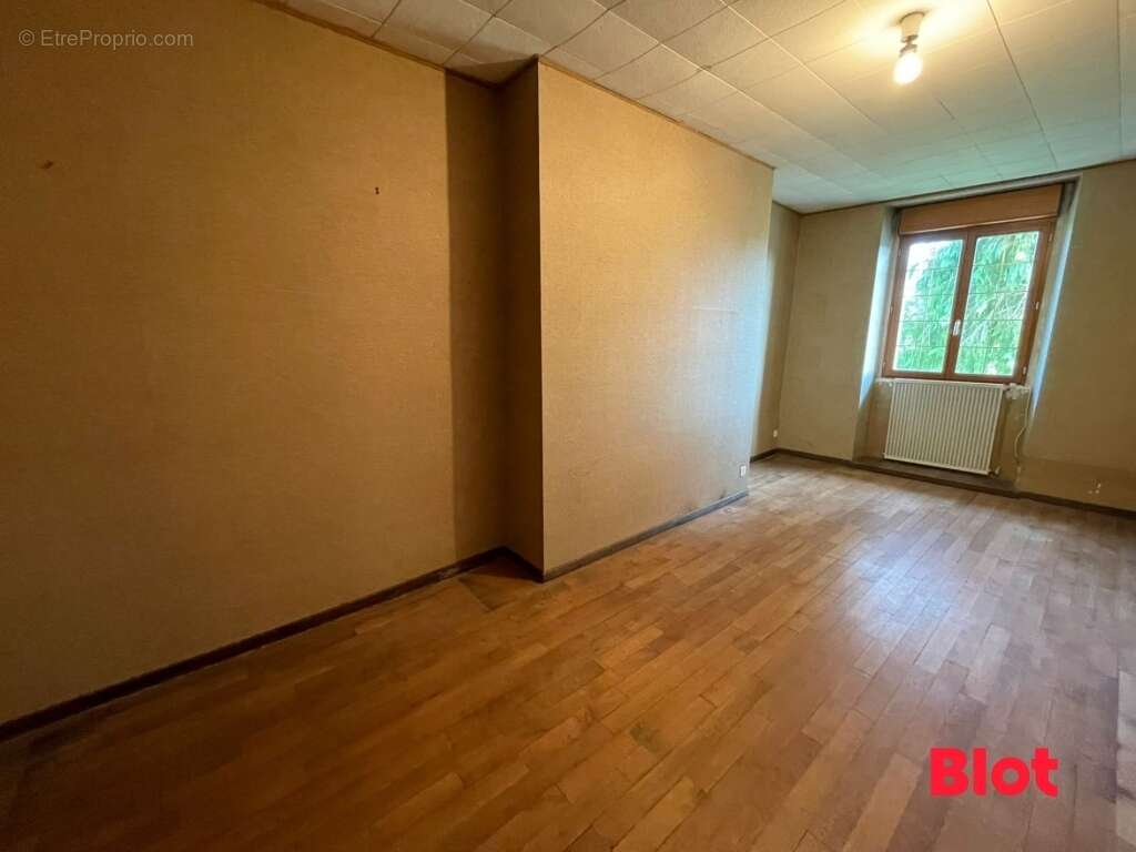 Maison à CHARTRES-DE-BRETAGNE