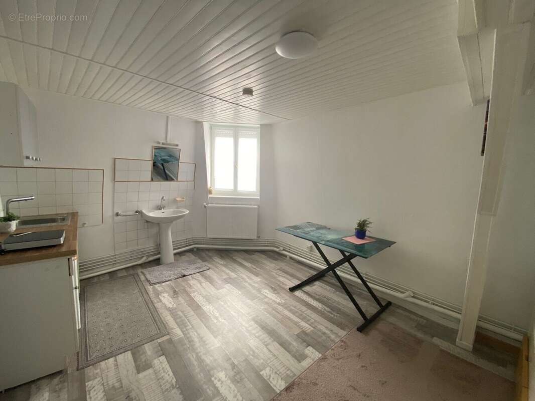 Appartement à MONS-EN-BAROEUL