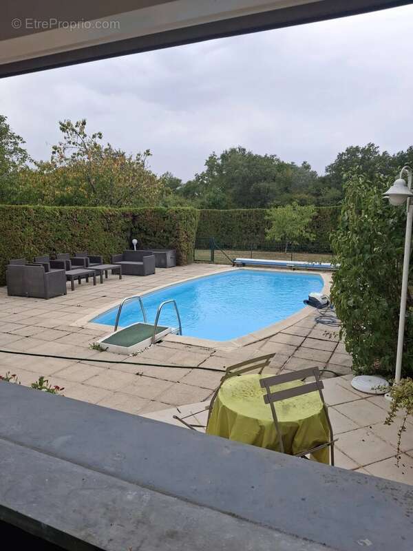 Maison à LA CHARMEE