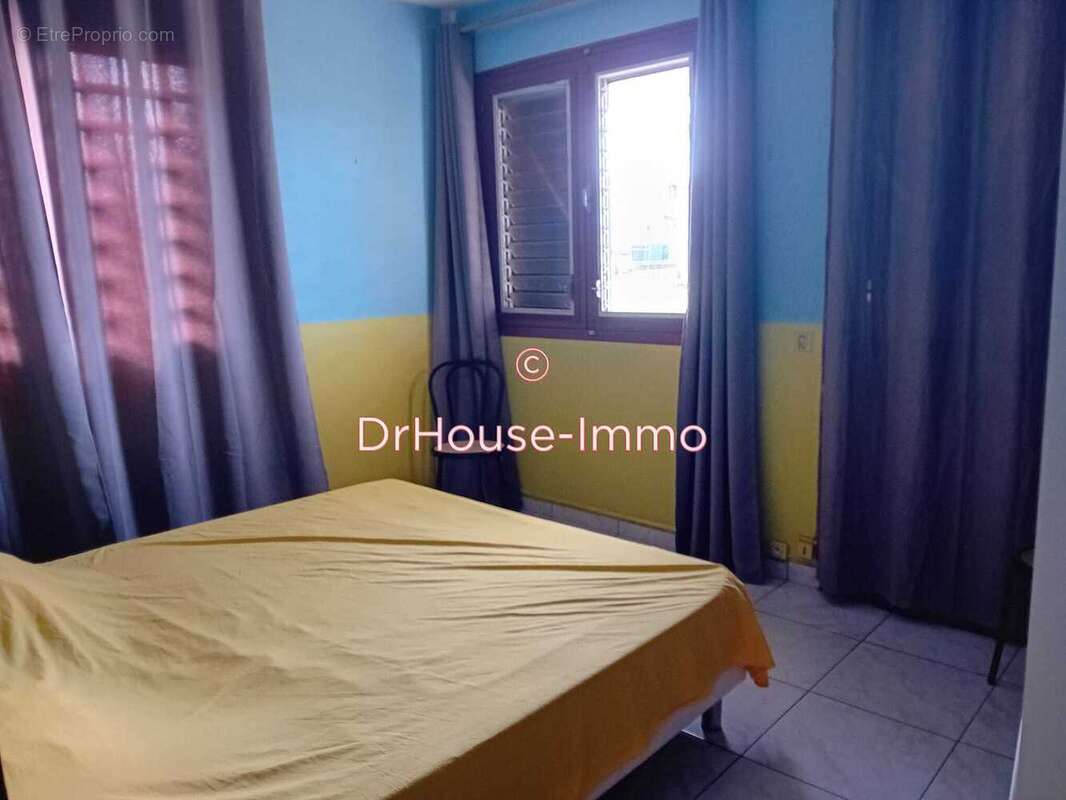 Appartement à LE ROBERT