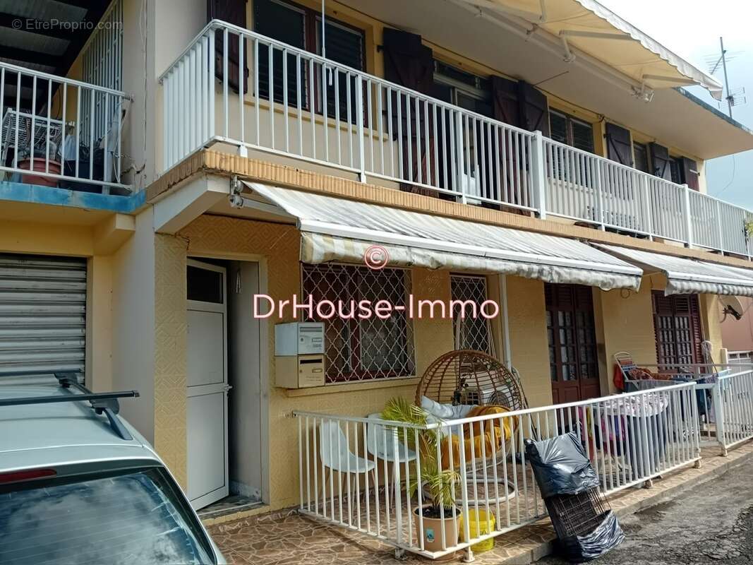 Appartement à LE ROBERT