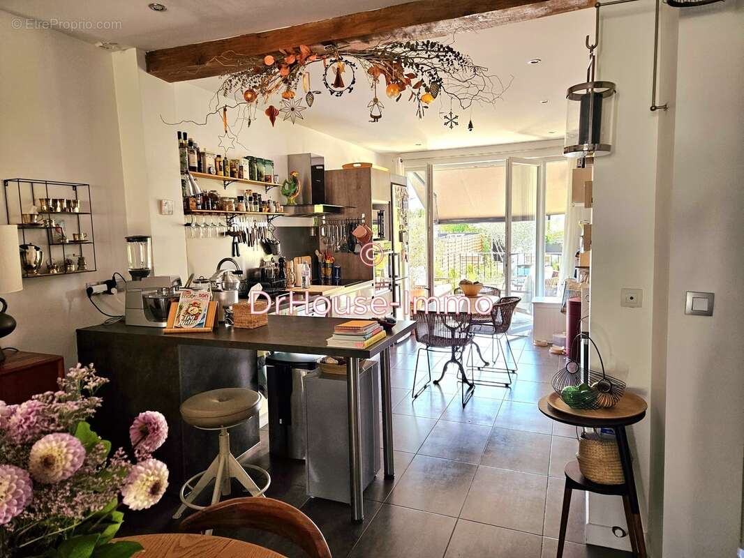 Maison à SAINT-MAUR-DES-FOSSES