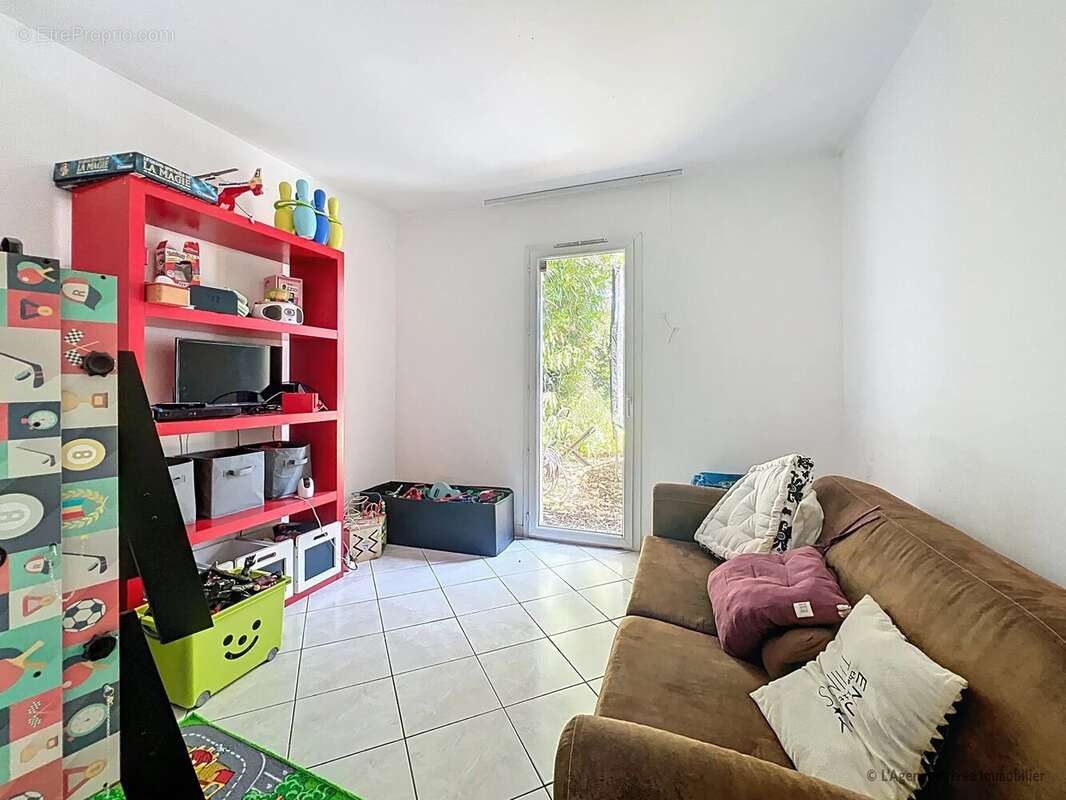 Maison à VILLENEUVE-LOUBET