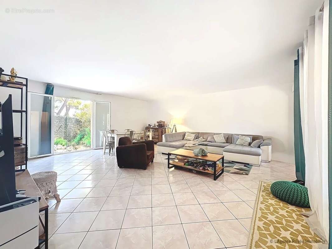 Maison à VILLENEUVE-LOUBET