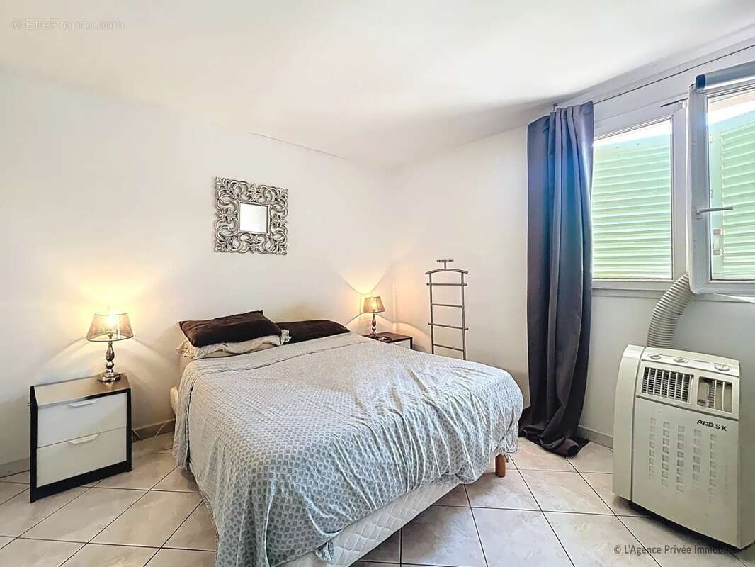 Maison à VILLENEUVE-LOUBET