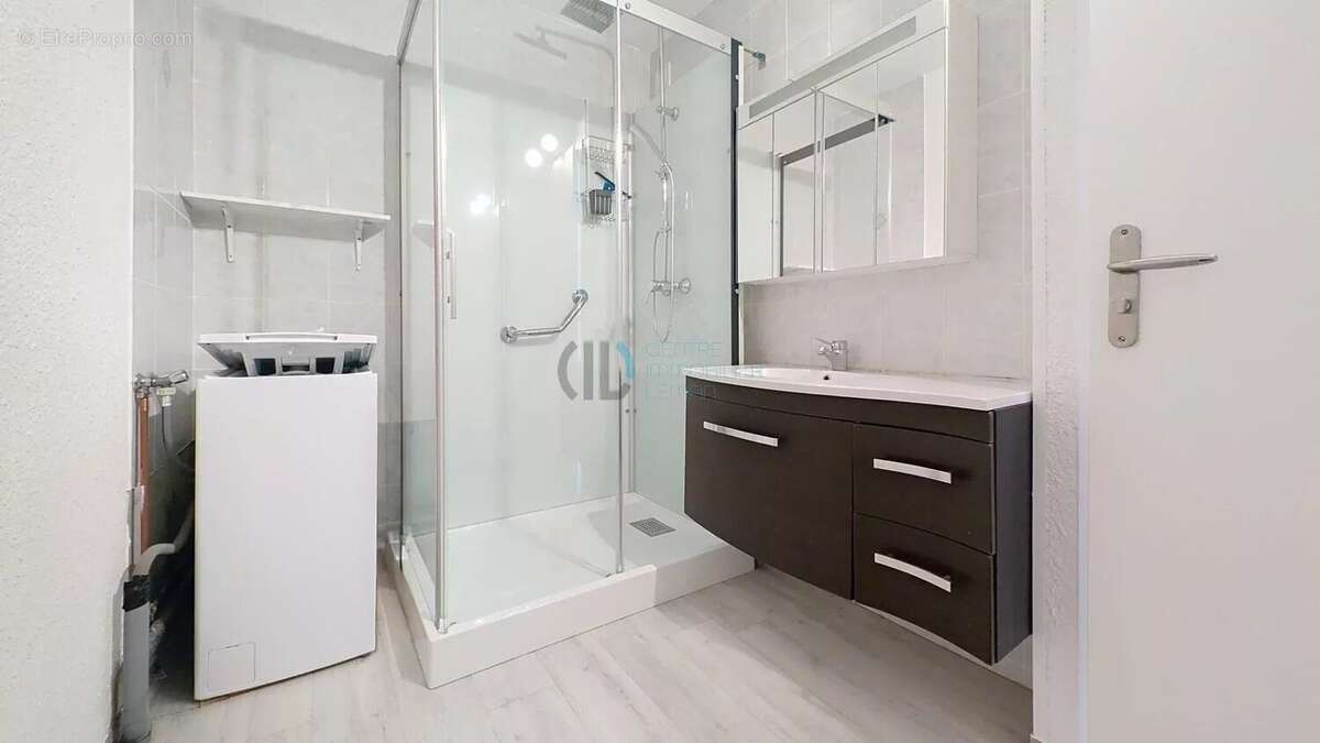 Appartement à DOUVAINE