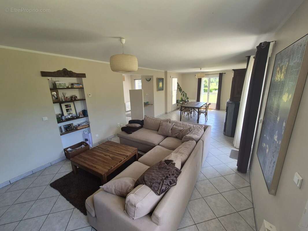 Maison à CHASPINHAC