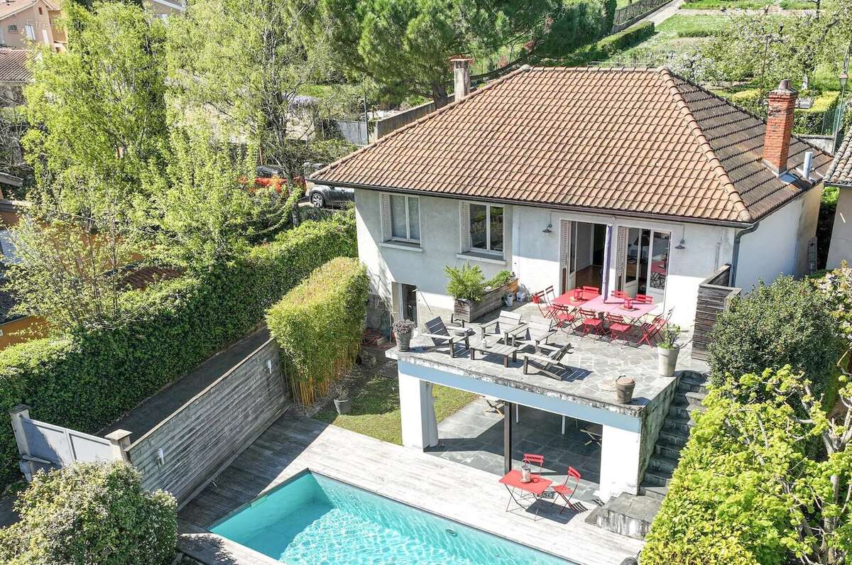 Maison à SAINT-CYR-AU-MONT-D&#039;OR