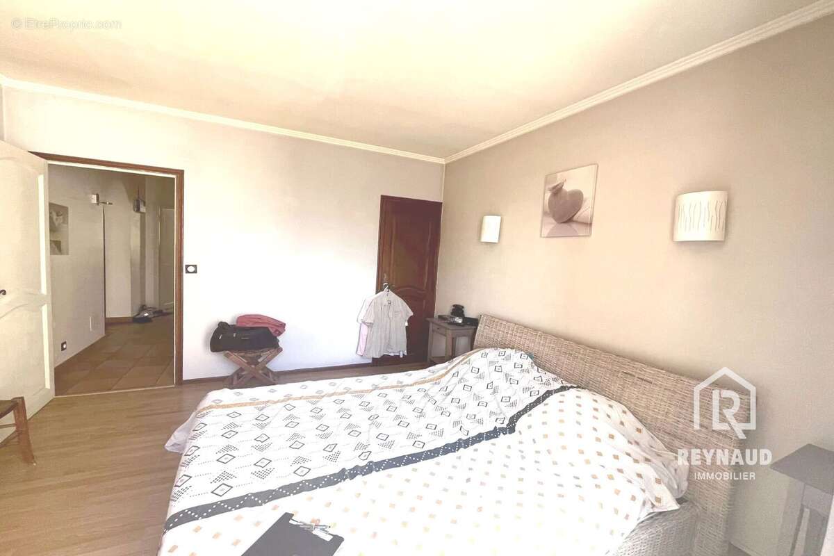 Maison à SAINT-FELIX-DE-LODEZ