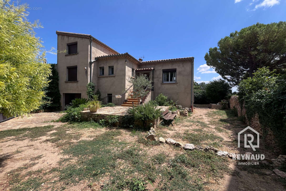 Maison à SAINT-FELIX-DE-LODEZ