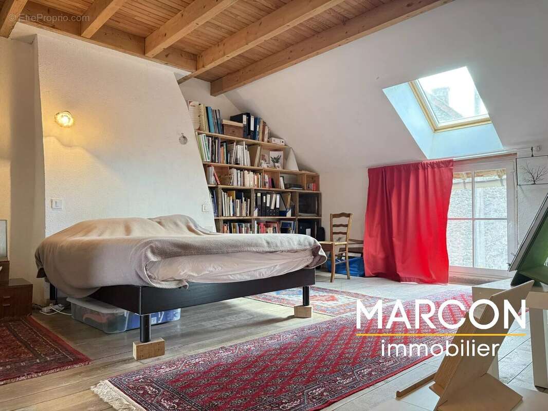 Maison à SAINT-VAURY