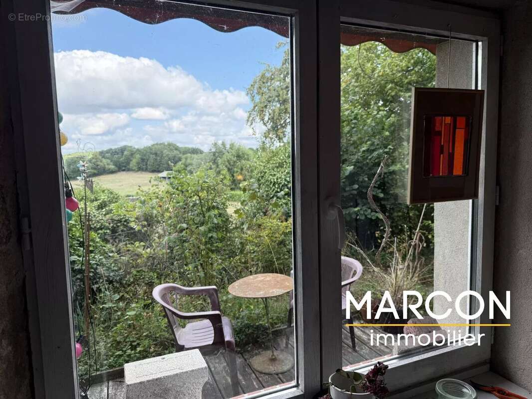 Maison à SAINT-VAURY