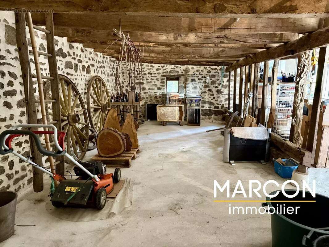 Maison à SAINT-VAURY