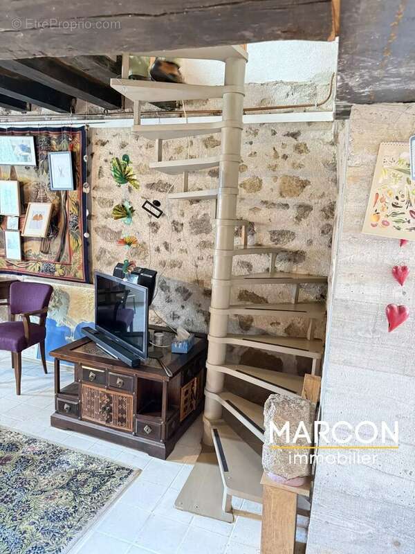 Maison à SAINT-VAURY